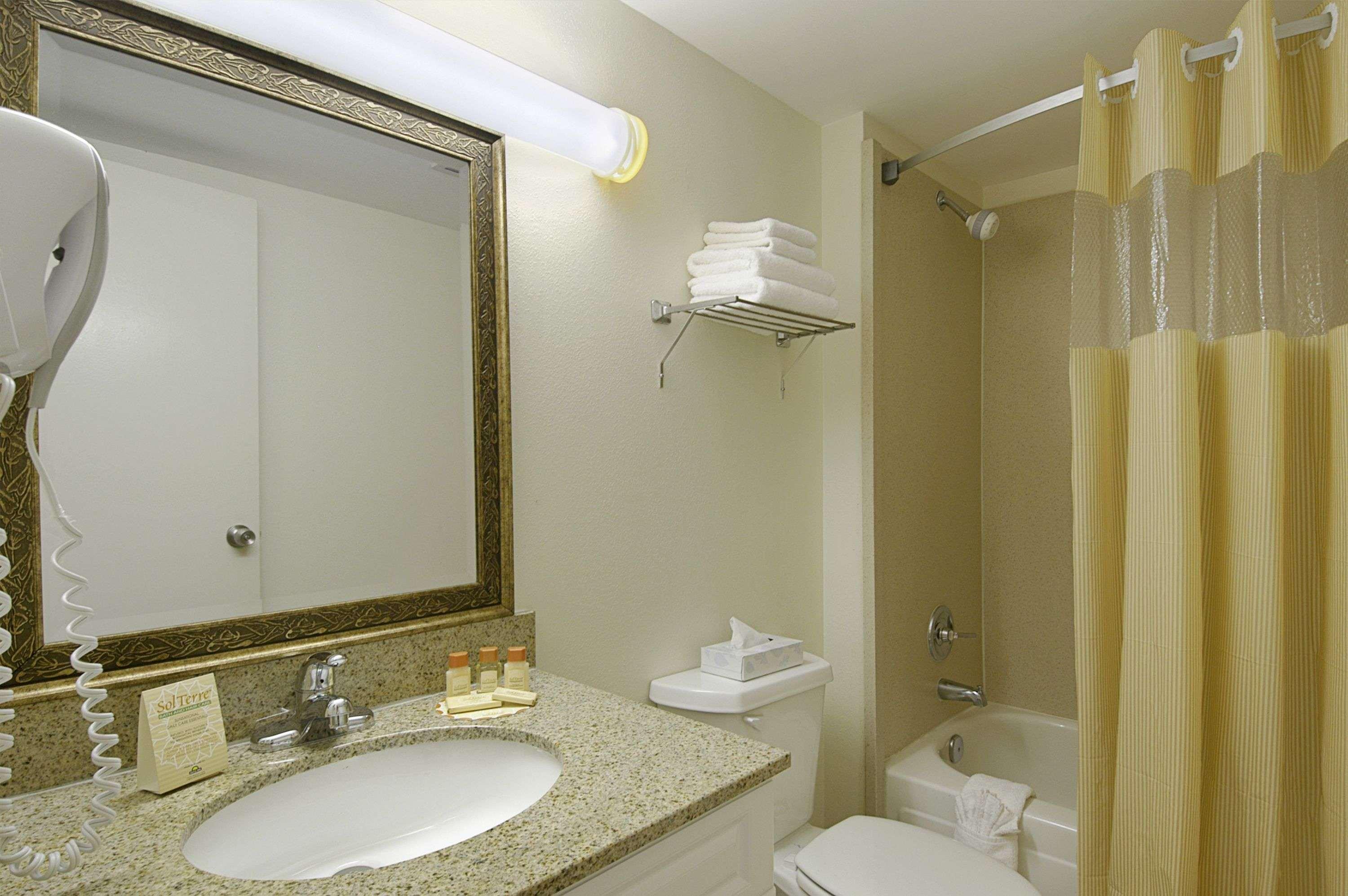 Days Inn By Wyndham Silver Spring Luaran gambar