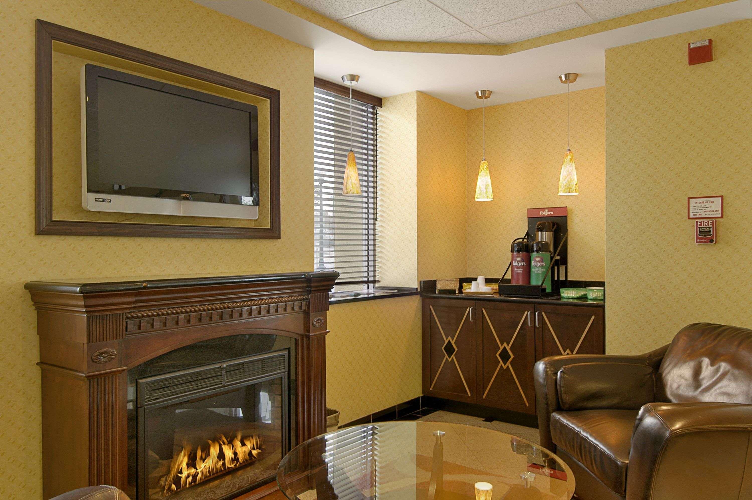 Days Inn By Wyndham Silver Spring Bilik gambar